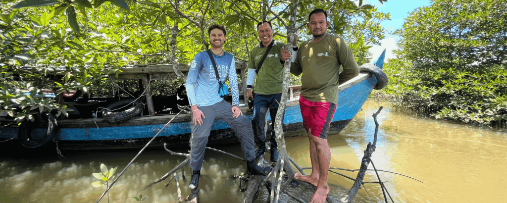 Field Monitoring and Continuous Improvement in Mangrove Restoration 001-OxC